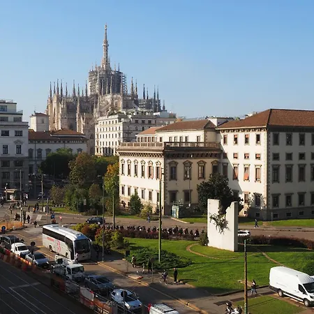 Duomo View Luxury Apartment Mailand
