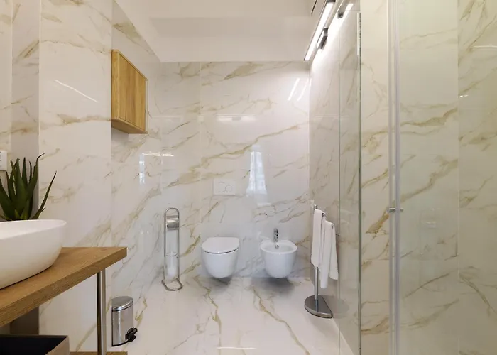 Duomo View Luxury Apartment
